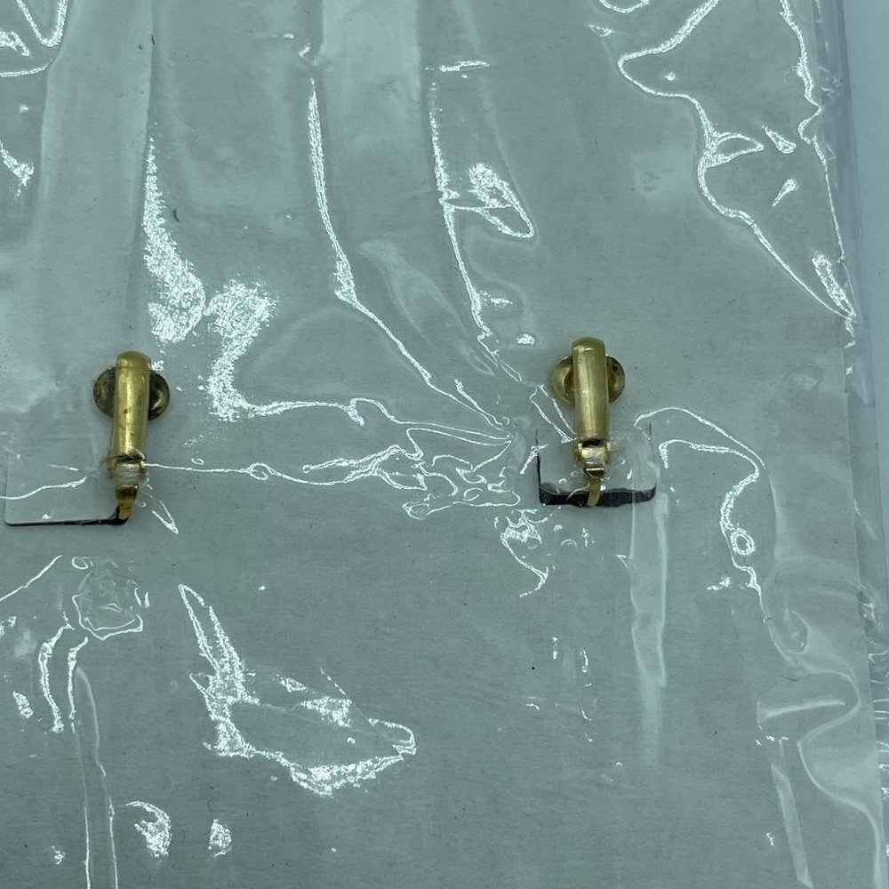 Barbie Clip On Earring Gold Stars Plastic Lightweight - Picture 5 of 7